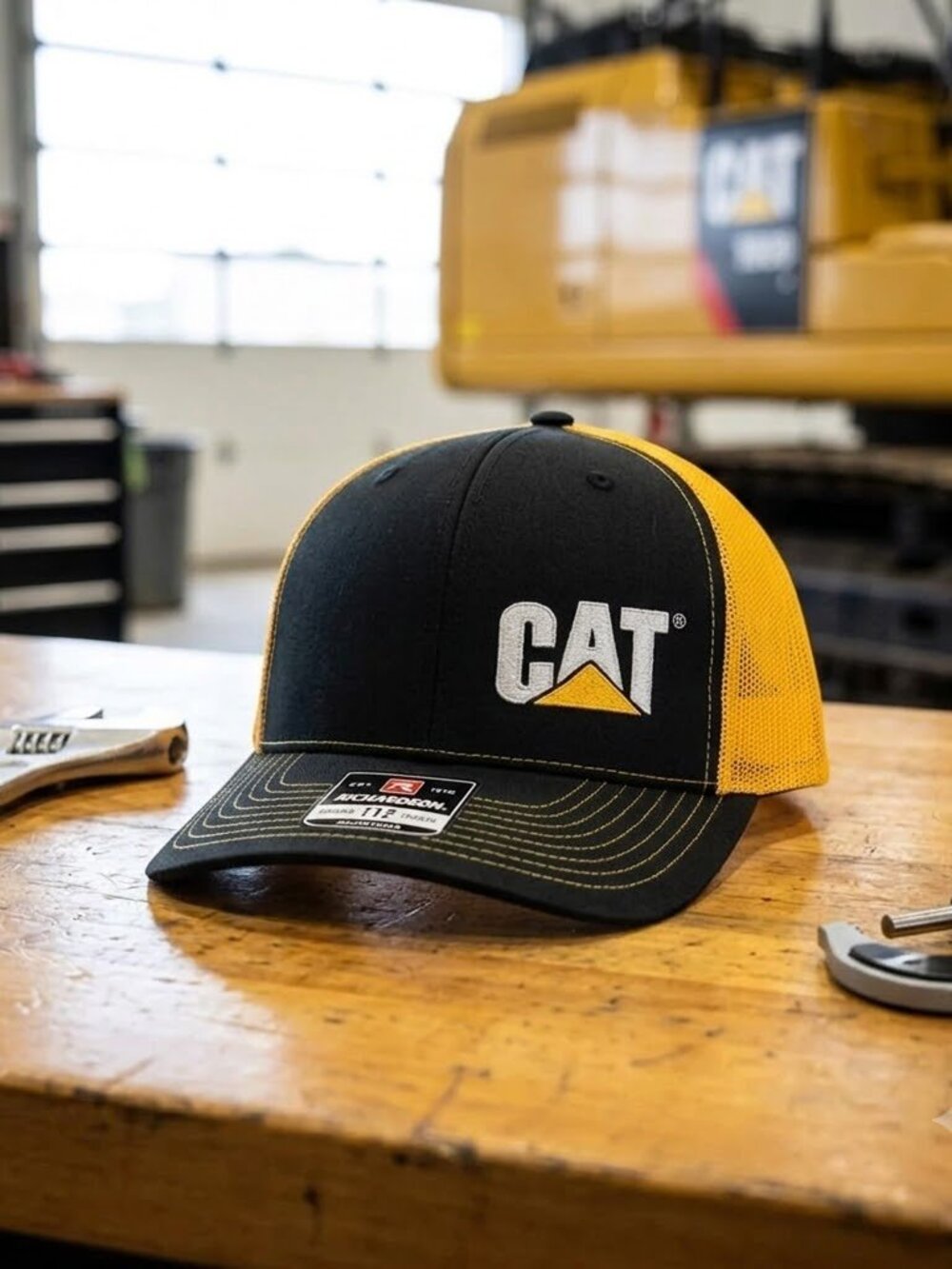 Vintage Caterpillar Trucker Hat Retro Cat Diesel Power Yellow Richardson 112